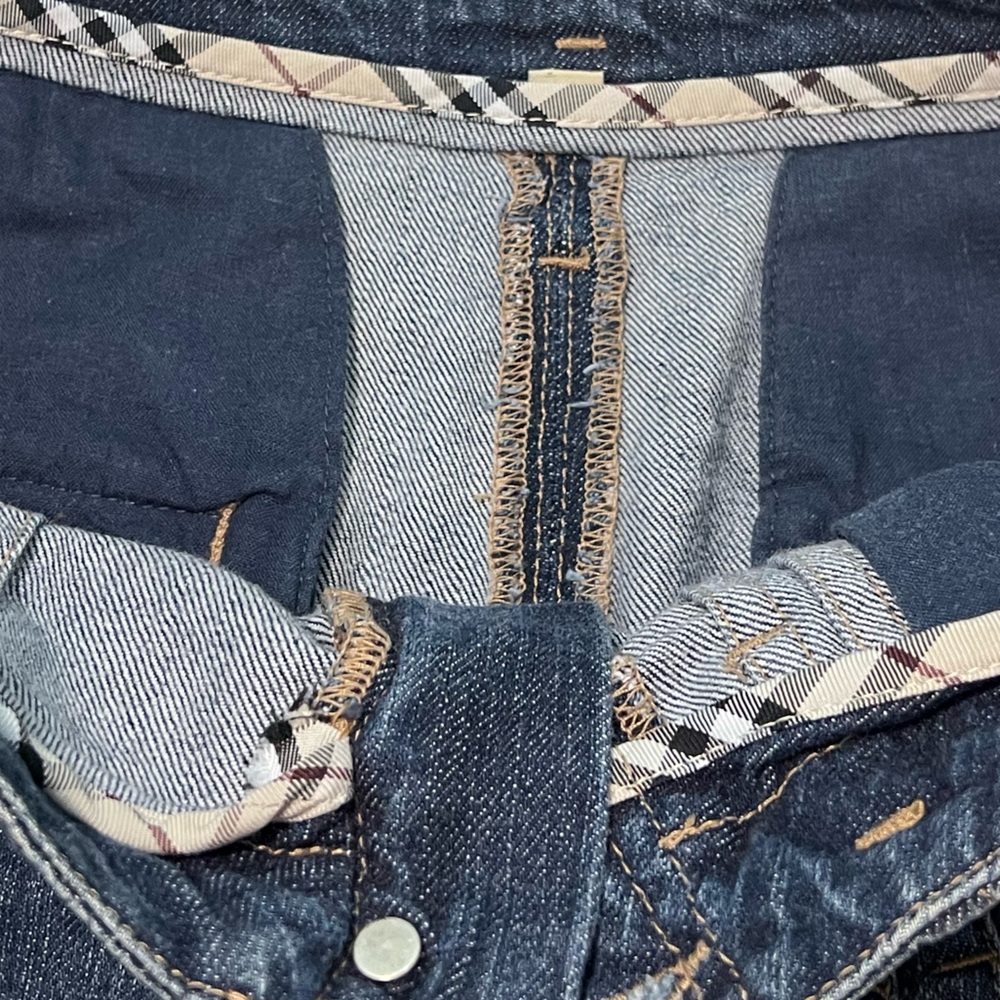 Burberry London Denim Skirt Size Large - Picture 14 of 17